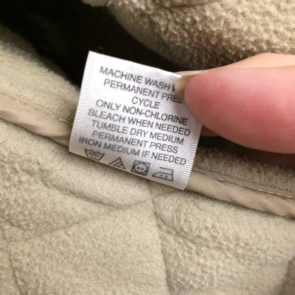 Van Heusen Womens Tan Quilted Zip Front Vest Small - Picture 6 of 6